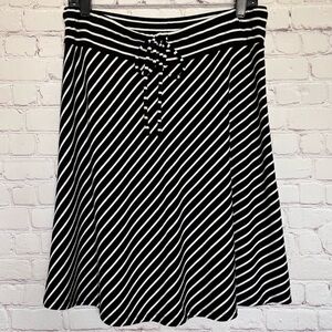 INC Black & White Diagonally Striped A-Line Skirt--NEW--M